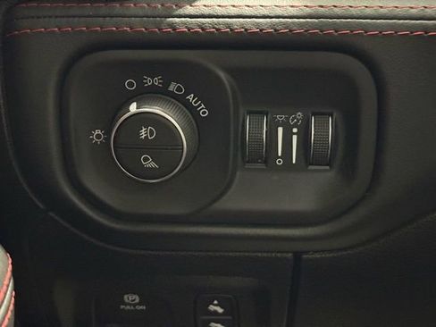 Used 2021 RAM 1500 TRX w/ TRX Lanuch Edition image 37