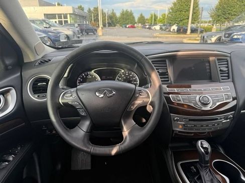 Used 2018 INFINITI QX60 Luxe w/ Deluxe Technology Package AWD/4WD image 6