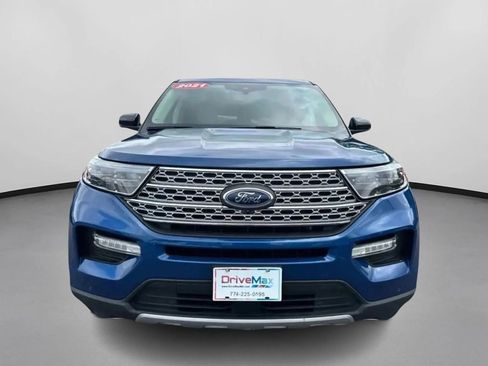Used 2021 Ford Explorer Limited AWD/4WD image 2