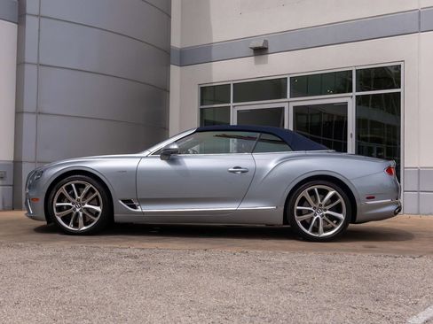 Certified 2023 Bentley Continental GT Azure AWD/4WD image 22