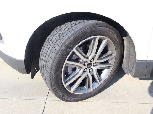 Used 2023 Ford Edge Titanium w/ Equipment Group 301A AWD/4WD image 27