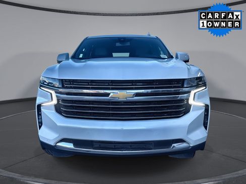 Used 2022 Chevrolet Tahoe LT w/ Luxury Package image 2