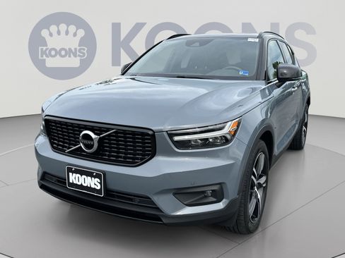 Used 2021 Volvo XC40 T5 R-Design AWD/4WD image 1
