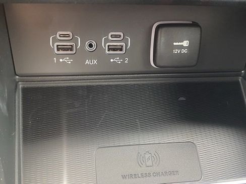 New 2025 Jeep Grand Cherokee L Limited w/ Luxury Tech Group II image 25