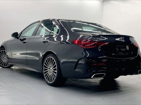 Used 2023 Mercedes-Benz C 300 Sedan image 2