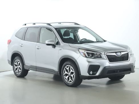 Certified 2021 Subaru Forester Premium AWD/4WD image 9