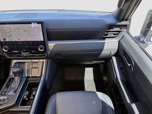 Used 2025 Lexus GX 550 w/ Accessory Package (Z1) AWD/4WD image 19