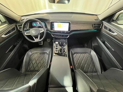 Certified 2024 Volkswagen Atlas SEL Premium R-Line AWD/4WD image 14