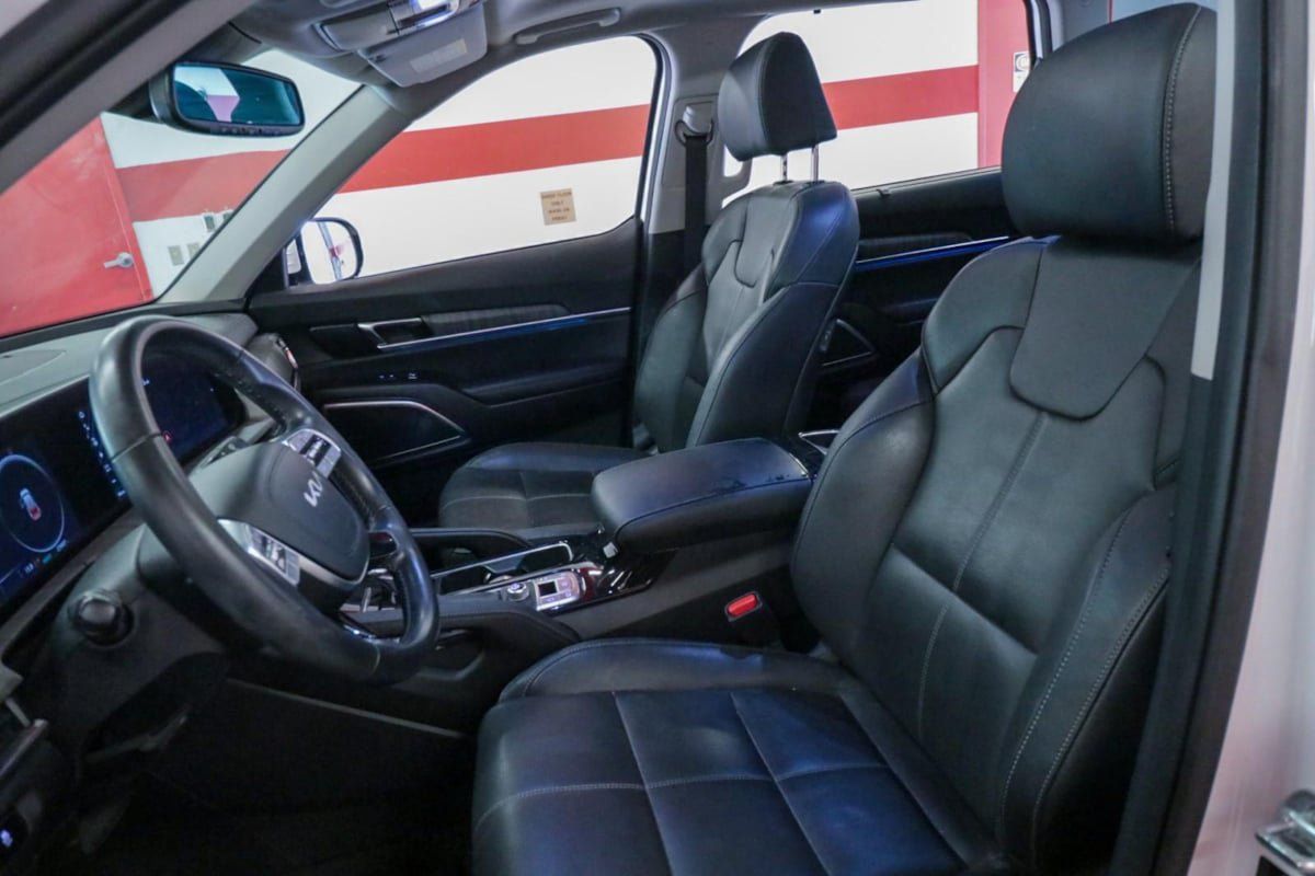 Used 2024 Kia Telluride SX FWD image 11