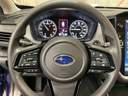 Used 2025 Subaru Crosstrek 2.0i Premium image 17