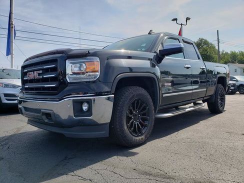 Used 2015 GMC Sierra 1500 SLT w/ All-Terrain Package AWD/4WD image 3