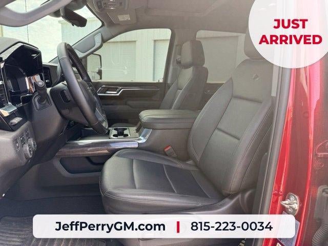 Used 2025 Chevrolet Silverado 2500 LTZ w/ LTZ Plus Package AWD/4WD image 14