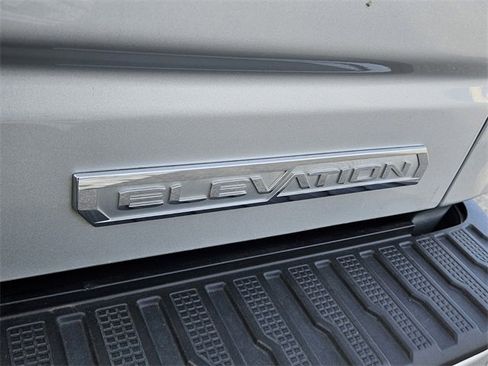 Used 2022 GMC Sierra 1500 Elevation w/ Elevation Premium Package image 10