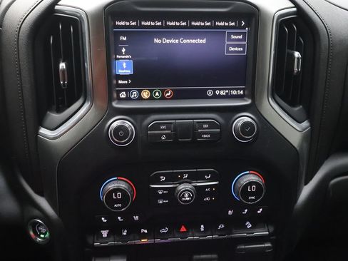 Used 2020 Chevrolet Silverado 2500 LTZ w/ LTZ Premium Package AWD/4WD image 22