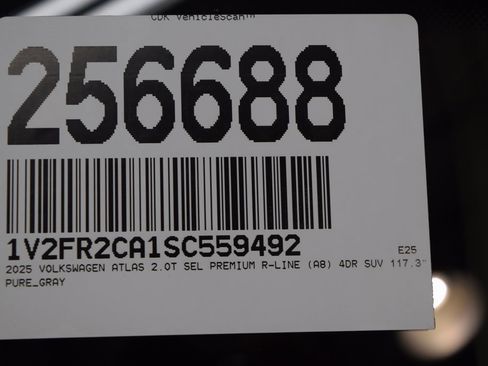 New 2025 Volkswagen Atlas SEL Premium R-Line image 15