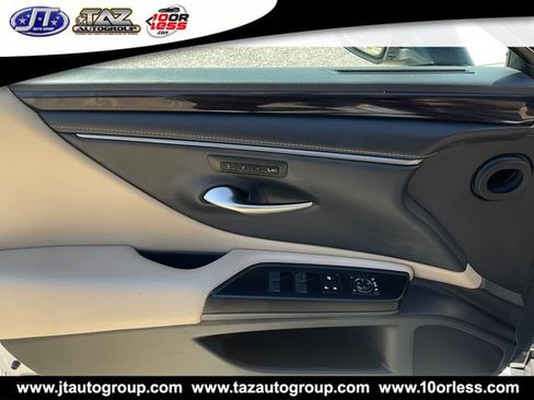 Used 2020 Lexus ES 350 w/ Premium Package FWD image 11