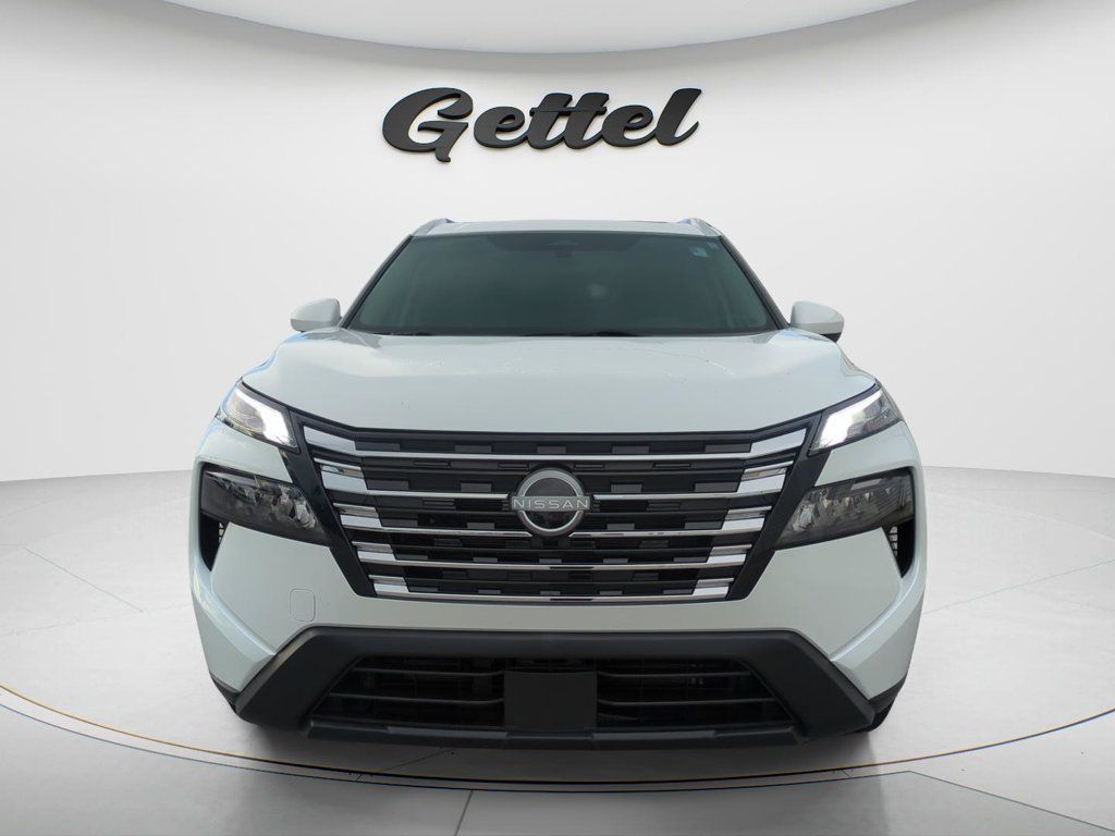 Certified 2024 Nissan Rogue SV w/ SV Premium Package FWD image 2