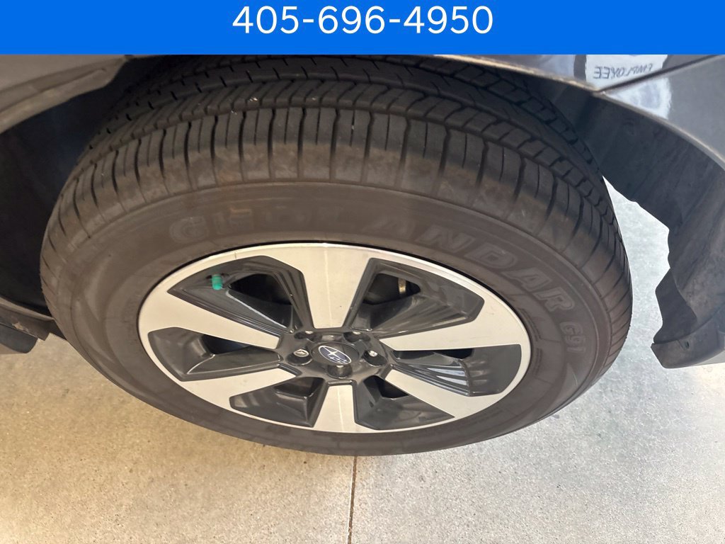 Used 2017 Subaru Forester 2.5i Premium w/ All-Weather Package AWD/4WD image 9
