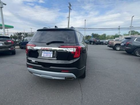 Used 2023 GMC Acadia SLE w/ Driver Convenience Package FWD image 7