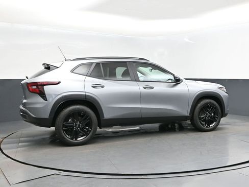 New 2026 Chevrolet Trax ACTIV image 8