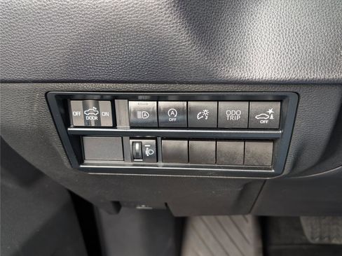 Used 2023 Toyota Tundra SR5 w/ SR5 Convenience Package image 18