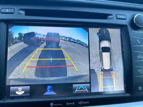 Used 2018 Toyota Highlander Limited Platinum AWD/4WD image 21