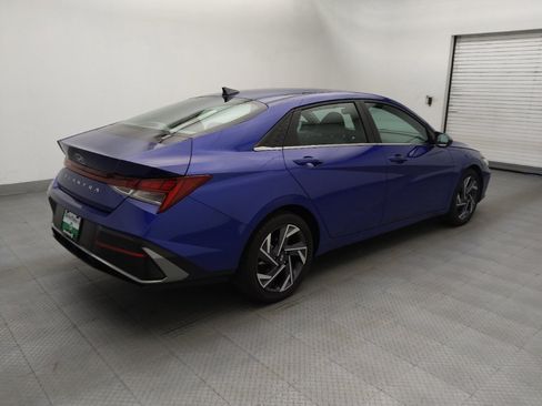 Used 2025 Hyundai Elantra SEL FWD image 10