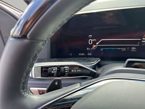 Used 2025 Cadillac Escalade IQ Sport 1 image 32