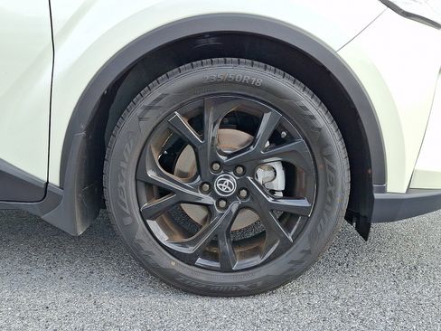 Certified 2021 Toyota C-HR Nightshade FWD image 9