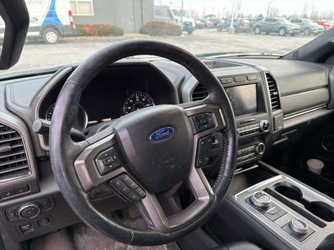 Used 2019 Ford Expedition XLT w/ Equipment Group 202A image 17