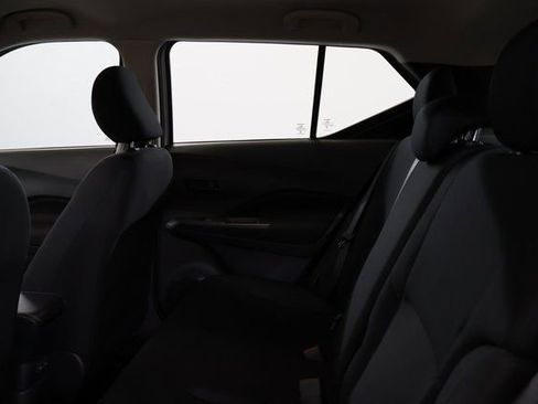 New 2025 Nissan Kicks Play S image 26