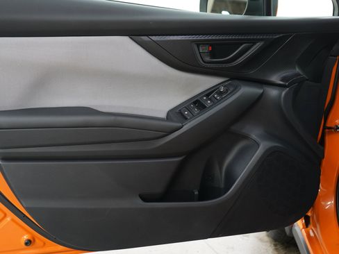 Used 2019 Subaru Crosstrek 2.0i Premium w/ Eyesight System AWD/4WD image 18