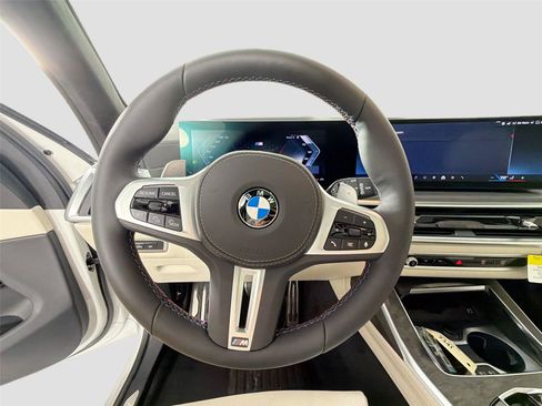 New 2027 BMW X7 M60i AWD/4WD image 11