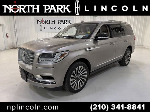 Used 2020 Lincoln Navigator Reserve w/ Luxury Package image 1