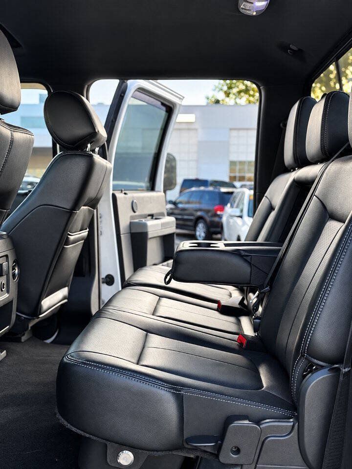 Used 2014 Ford F350 Lariat w/ Lariat Ultimate Package AWD/4WD image 10