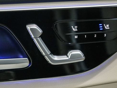 Certified 2024 Mercedes-Benz C 300 Sedan image 21