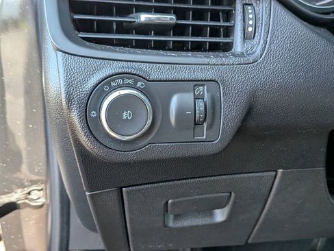 Used 2020 Buick Envision Essence FWD image 33