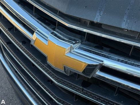 Used 2019 Chevrolet Traverse Premier w/ Driver Confidence II Package image 7