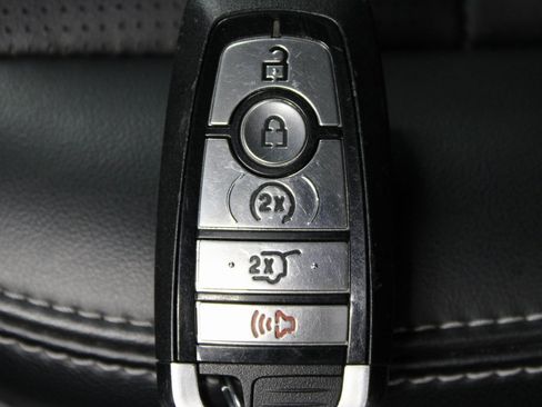 Used 2024 Ford Escape Platinum image 65