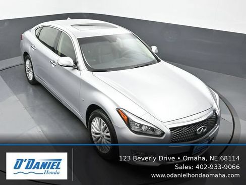 Used 2015 INFINITI Q70 L 3.7 w/ Deluxe Touring Package AWD/4WD image 20