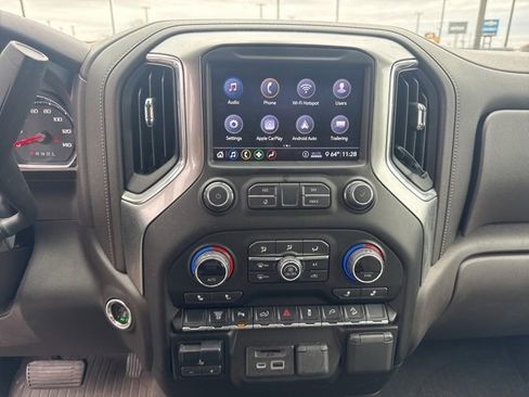 Used 2020 Chevrolet Silverado 2500 LT w/ Texas Edition image 10