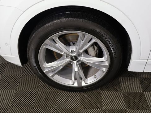 Used 2023 Audi Q8 Premium w/ Convenience Package image 20