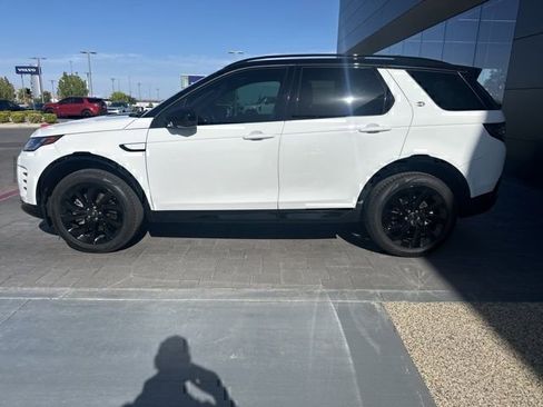 Used 2024 Land Rover Discovery Sport Dynamic SE AWD/4WD image 8