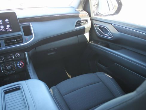 Used 2023 Chevrolet Tahoe LS image 8