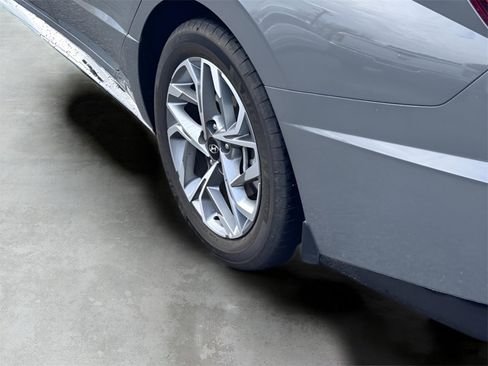 Used 2023 Hyundai Sonata SEL image 9