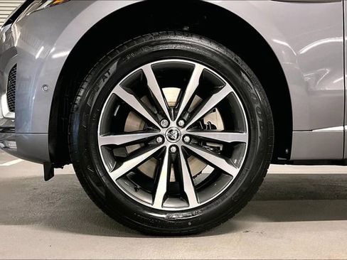 New 2026 Jaguar F-PACE R-Dynamic S image 10