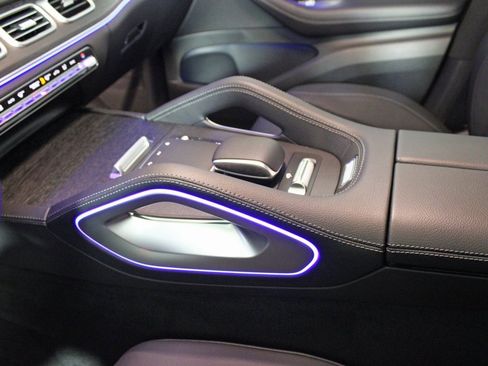 Certified 2026 Mercedes-Benz GLS 450 4MATIC image 23