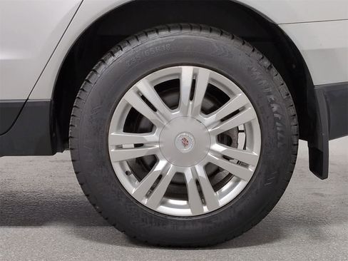 Used 2010 Cadillac SRX Luxury image 14