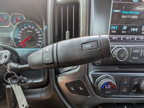 Used 2018 Chevrolet Silverado 1500 LT w/ LT Convenience Package RWD image 31