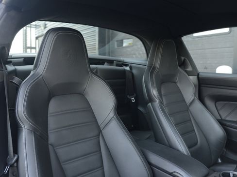 Certified 2022 Porsche 911 Targa 4 GTS AWD/4WD image 30